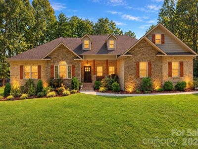 320 Hidden Oaks Dr