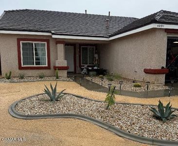 42011 Summer Ln