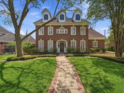 3 Martin Ln