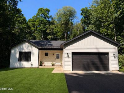 372 Lake Avenue
