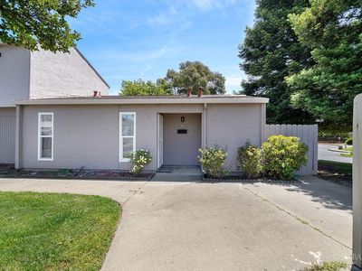 15 El Cerrito Court