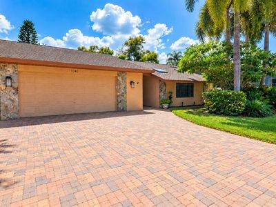 1040 ROSETREE LN