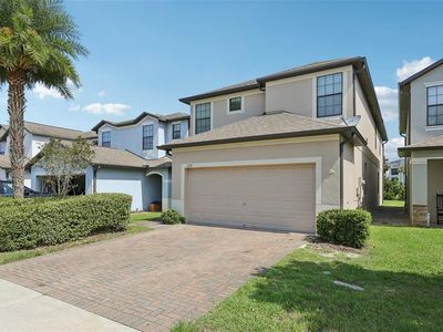 1119 Ballard Green Pl