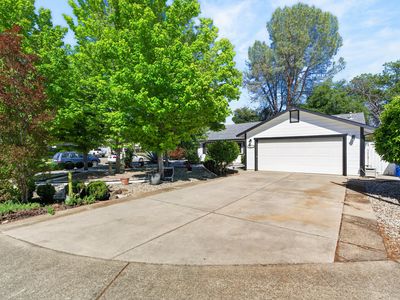 3305 Saint Moritz Ct