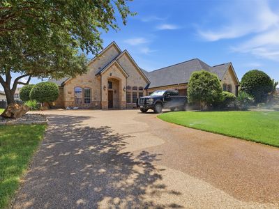 2606 Waters Edge Dr