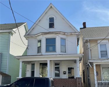 320 W Ridge St