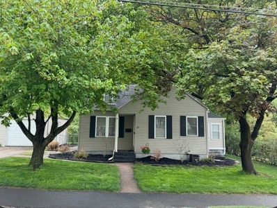 31 Lexington St