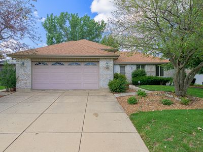 Property at 7502 W Lakeside Dr, Frankfort, IL