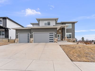 3717 N Birchwood Ave