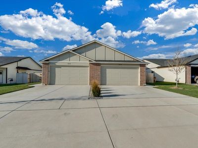 432 E Briarbrook Ln #434
