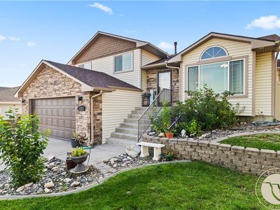924 Adobe Dr
