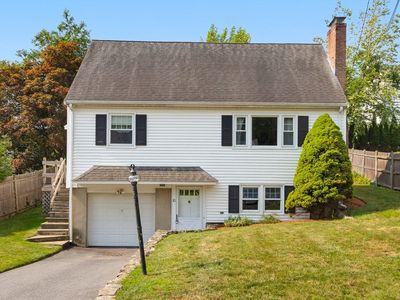 10 Cummings Ave