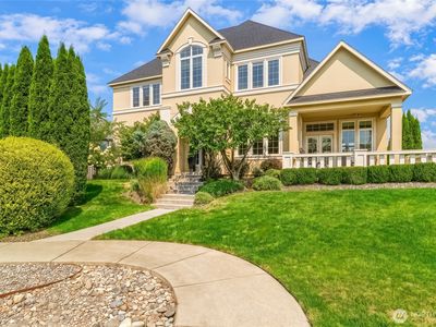 1017 SE Crestlane Drive