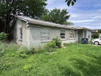 1504 Daniel Dr
