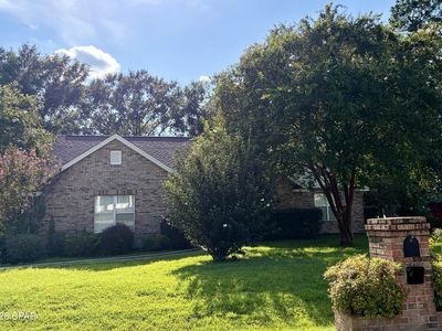 104 Greenway Dr