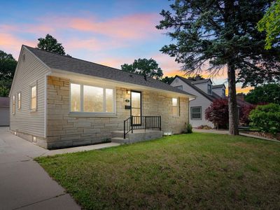 107 N 92nd STREET