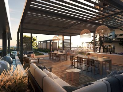 140 Boardwalk UNIT PH8 B