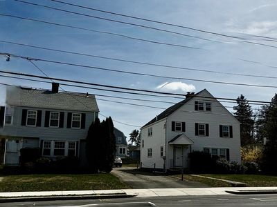 521-523 Burncoat St