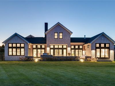 424 Third Beach Rd