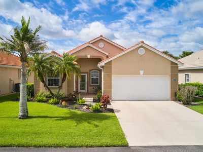 875 NW Sarria Ct