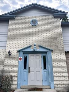 3057 Aaron Burr Ave #2