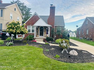 Property at 405 Eagle Point Rd, Rossford, OH