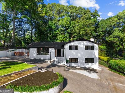 2546 Skyland Trl NE
