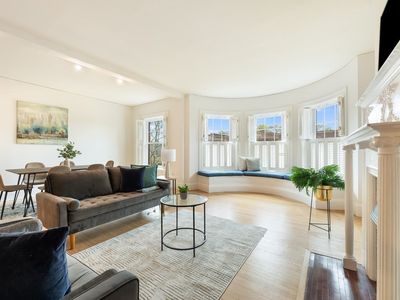 41 Carlton St APT 3