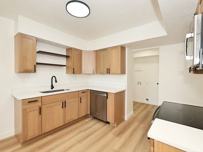 1861 W Homestead Farms Ln S #3