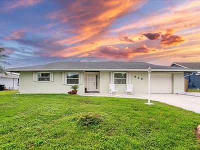 846 SE Carnival Avenue