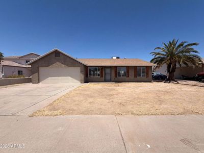 2702 W CARTER Drive