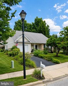 7428 Berryleaf Dr