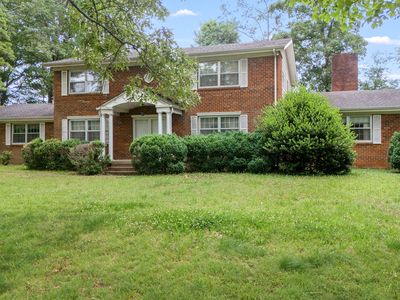 205 Arnold Ave