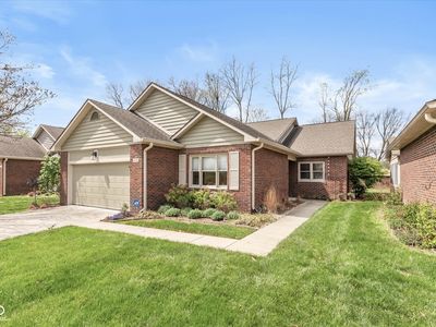 6858 Steinmeier Ln