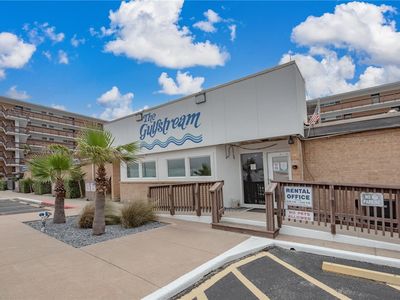 14810 Windward Dr Unit 417