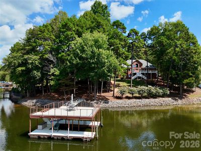 140 Holt Ln
