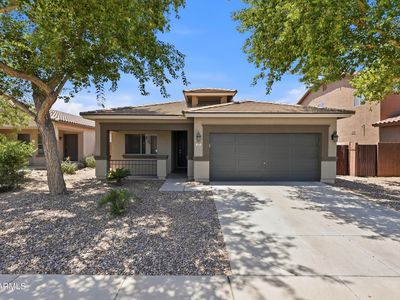 225 W REEVES Avenue