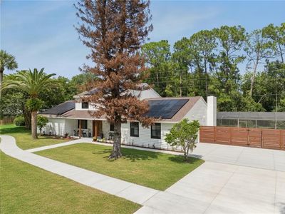 537 Pelican Bay Dr