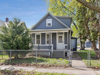 894 Euclid St