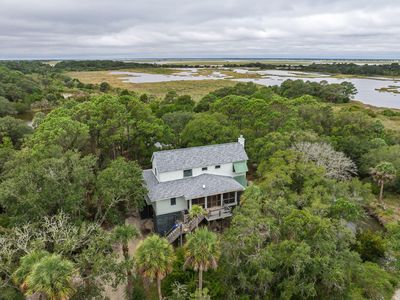 312 Pelican Flight Dr