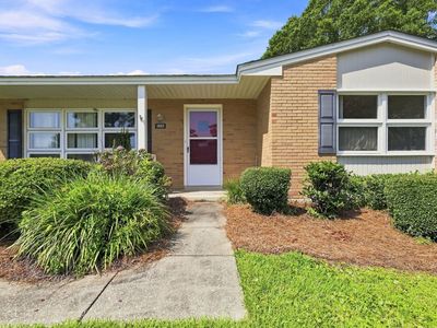3841 Spruce Dr.