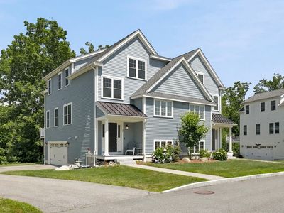 27 Clarks Hill Ln #27