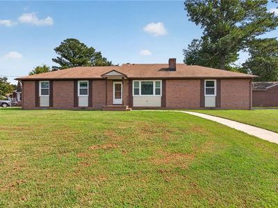 1203 Willowbrook Dr