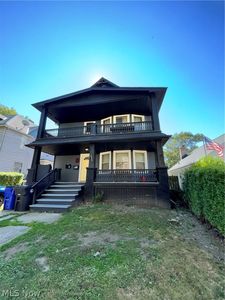 1422 W 112th St