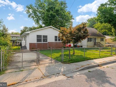 Property at 200 Woods Dr, Annapolis, MD