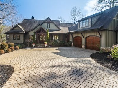 206 Feather Bells Ln