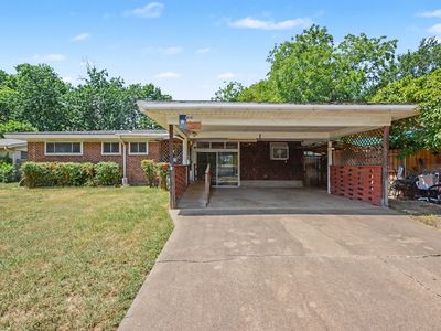 1932 Pilgrim Dr