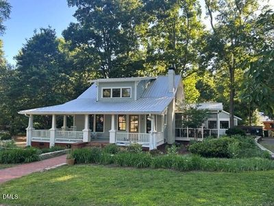 218 Hillsborough Rd