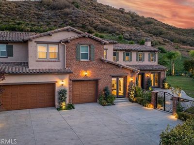 24913 Old Creek Way