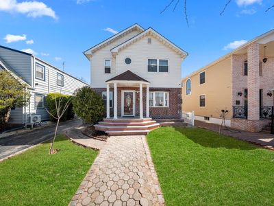 79-31 Langdale Street